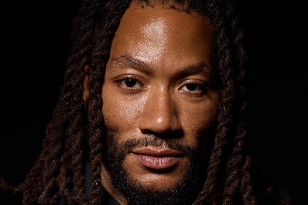 风城玫瑰永不凋零：公牛官宣2025年退役罗斯1号球衣